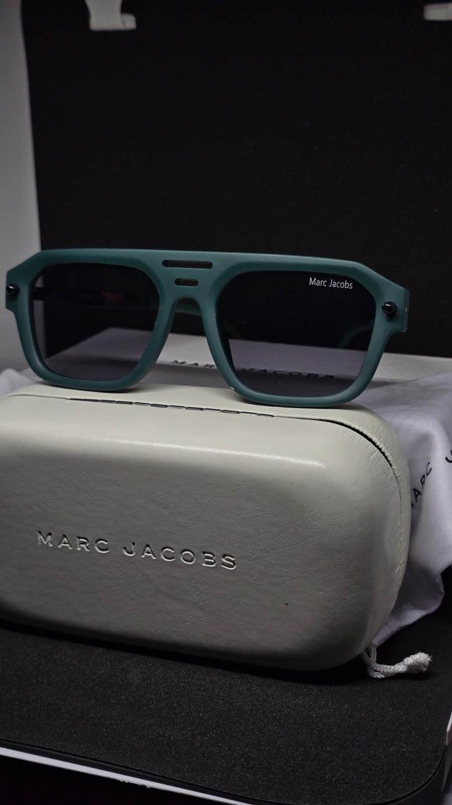 MARC JACOBS SUNGLASSES