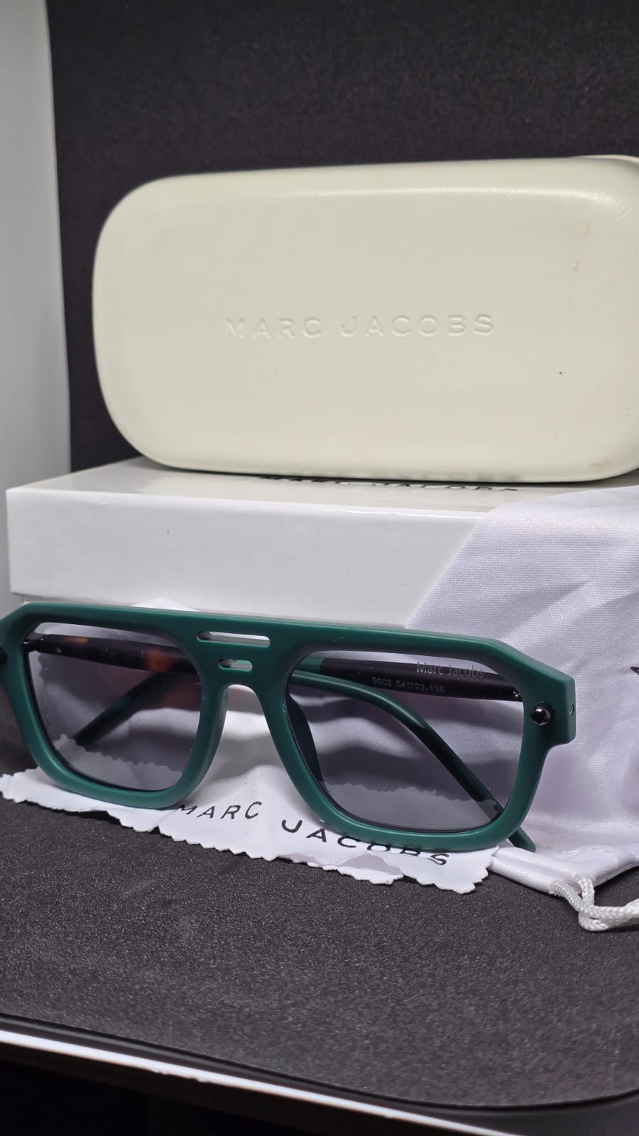 MARC JACOBS SUNGLASSES